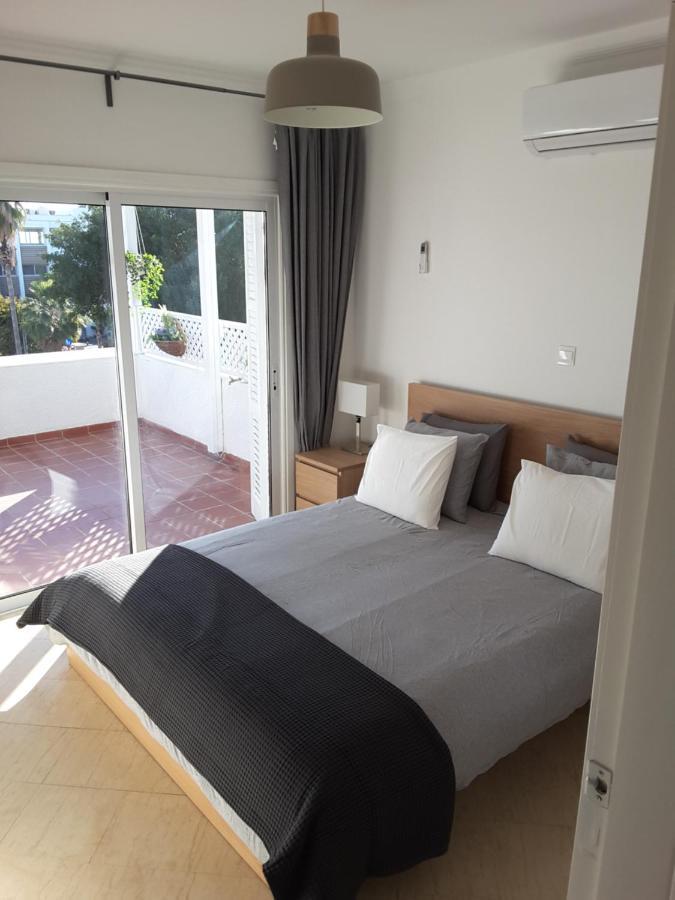 Blue Coast Semeli By The Sea Apartment Paphos Bagian luar foto